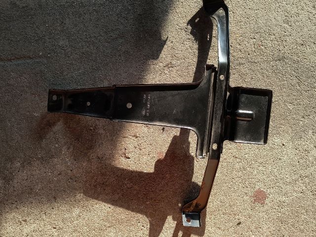 bontott FORD TRANSIT Akkumulátor Tartó