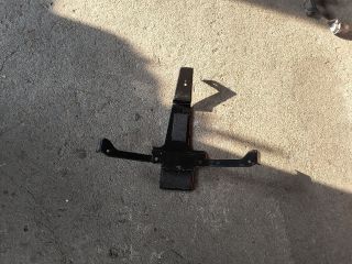 bontott FORD TRANSIT Akkumulátor Tartó