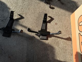 bontott FORD TRANSIT Akkumulátor Tartó