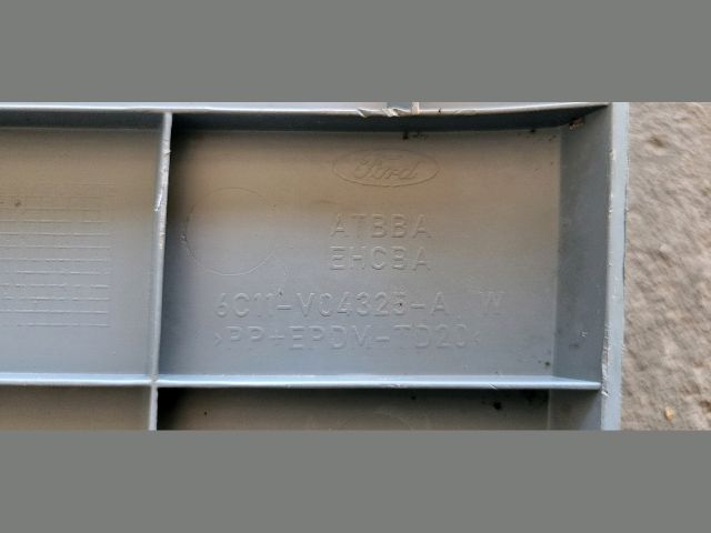 bontott FORD TRANSIT Alsó Kormányoszlop Burkolat