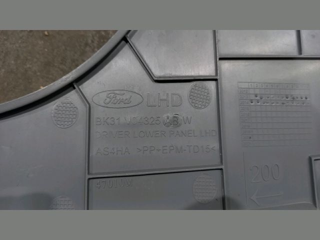 bontott FORD TRANSIT Alsó Kormányoszlop Burkolat