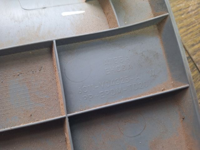 bontott FORD TRANSIT Alsó Kormányoszlop Burkolat