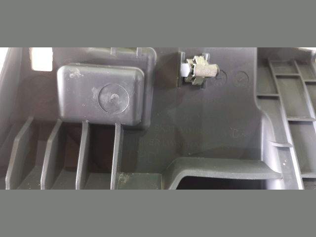 bontott FORD TRANSIT Bal Alsó Műszerfal Burkolat