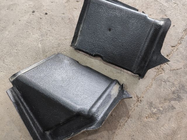 bontott FORD TRANSIT Bal B Oszlop Burkolat