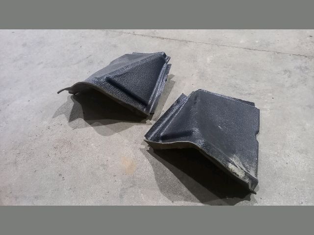 bontott FORD TRANSIT Bal B Oszlop Burkolat