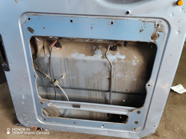 bontott FORD TRANSIT Bal Csomagtérajtó (Üres lemez)