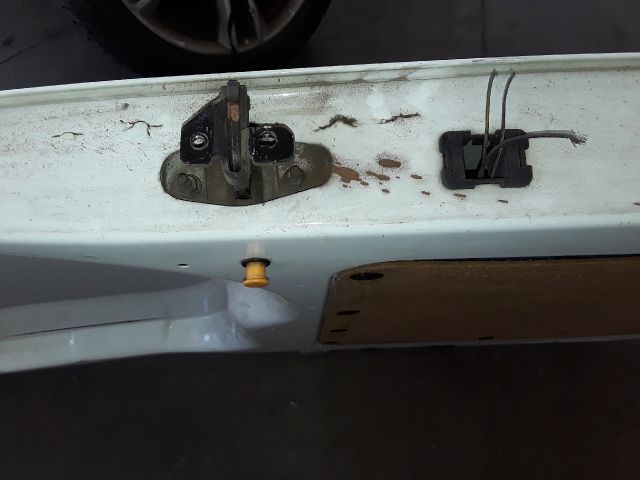 bontott FORD TRANSIT Bal Csomagtérajtó (Üres lemez)