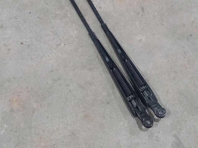 bontott FORD TRANSIT Bal első Ablaktörlő Kar