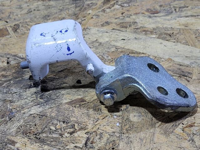 bontott FORD TRANSIT Bal első Alsó Zsanér