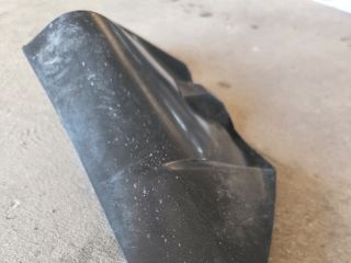 bontott FORD TRANSIT Bal első Dobbetét (Kerékjárati, Műanyag)