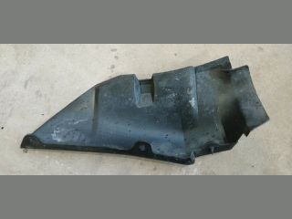 bontott FORD TRANSIT Bal első Dobbetét (Kerékjárati, Műanyag)