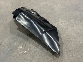 bontott FORD TRANSIT Bal első Dobbetét (Kerékjárati, Műanyag)