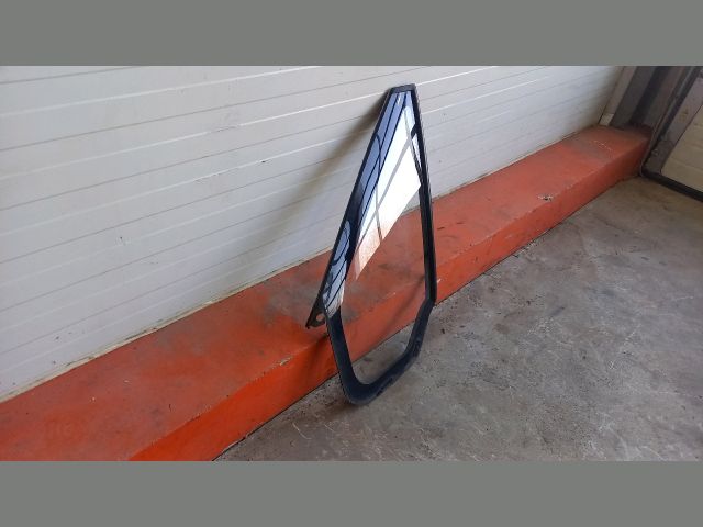 bontott FORD TRANSIT Bal első Fixüveg (Ajtóban)