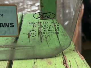 bontott FORD TRANSIT Bal első Fixüveg (Ajtóban)