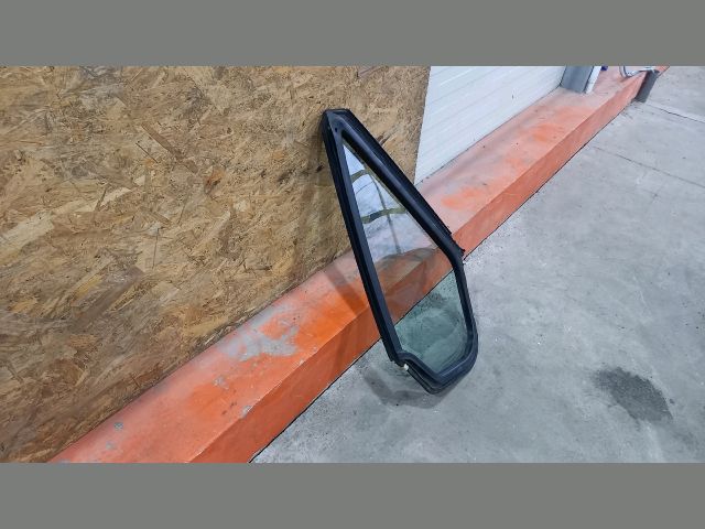 bontott FORD TRANSIT Bal első Fixüveg (Ajtóban)