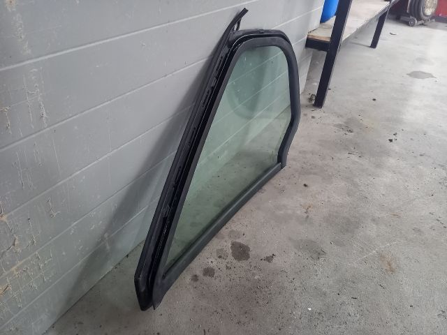 bontott FORD TRANSIT Bal első Fixüveg (Ajtóban)