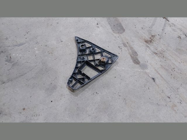 bontott FORD TRANSIT Bal első Lökhárító Tartó (Műanyag)