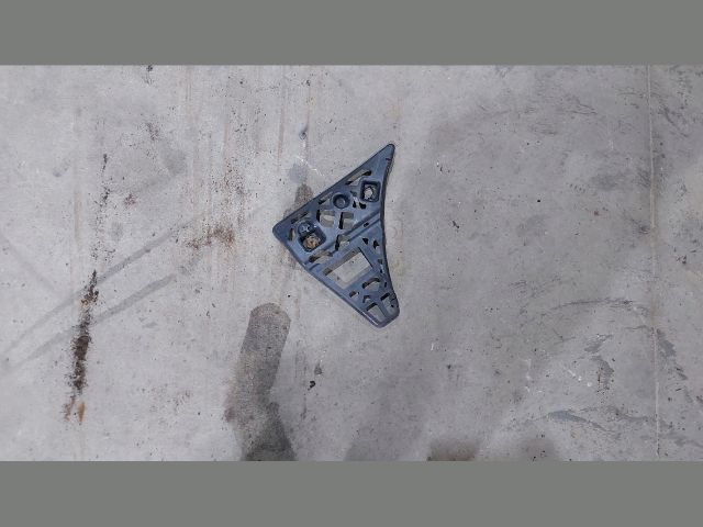 bontott FORD TRANSIT Bal első Lökhárító Tartó (Műanyag)