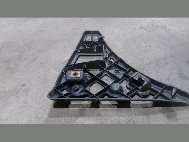 bontott FORD TRANSIT Bal első Lökhárító Tartó (Műanyag)