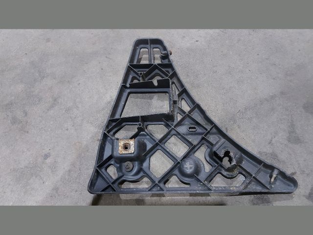 bontott FORD TRANSIT Bal első Lökhárító Tartó (Műanyag)