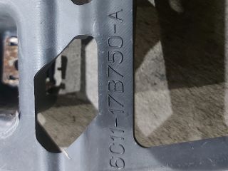 bontott FORD TRANSIT Bal első Lökhárító Tartó (Műanyag)