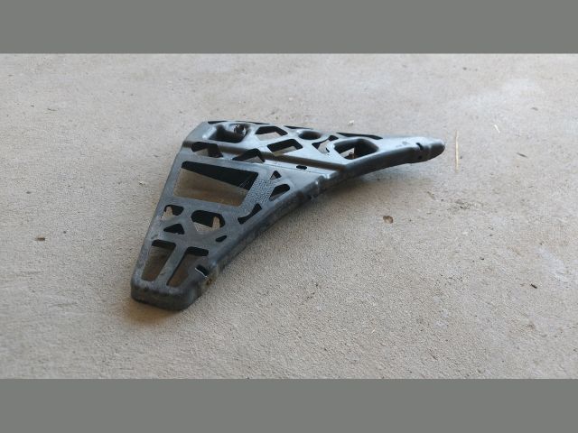 bontott FORD TRANSIT Bal első Lökhárító Tartó (Műanyag)