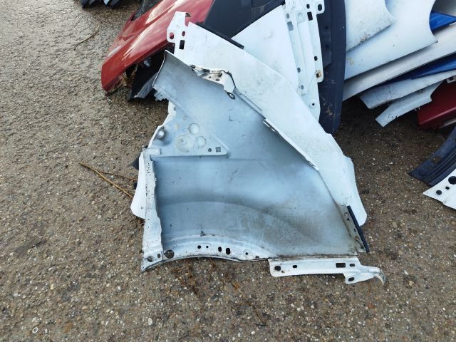 bontott FORD TRANSIT Bal első Sárvédő