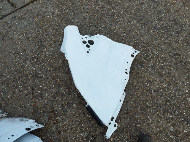 bontott FORD TRANSIT Bal első Sárvédő