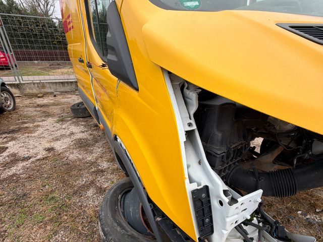 bontott FORD TRANSIT Bal első Sárvédő