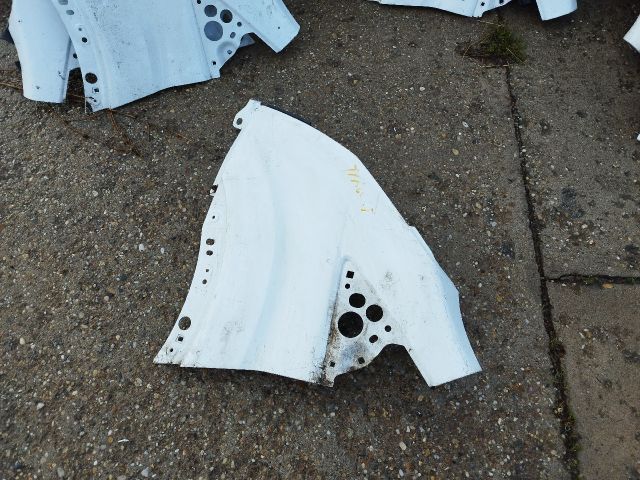 bontott FORD TRANSIT Bal első Sárvédő