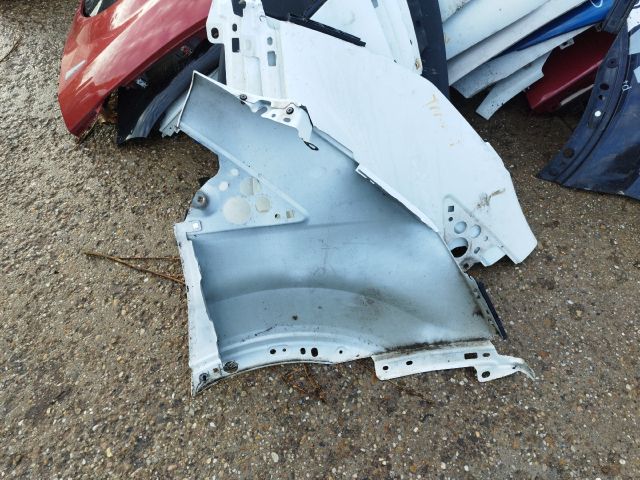 bontott FORD TRANSIT Bal első Sárvédő