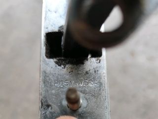 bontott FORD TRANSIT Bal első Zsanér