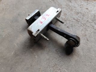 bontott FORD TRANSIT Bal első Zsanér