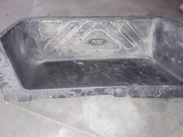 bontott FORD TRANSIT Bal Fellépő