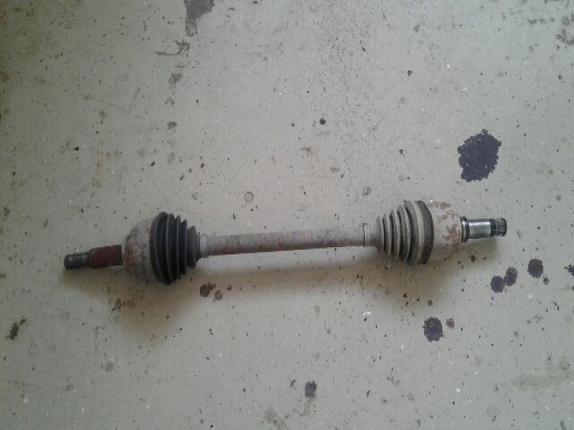 bontott FORD TRANSIT Bal Féltengely