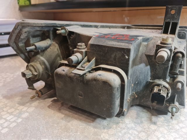 bontott FORD TRANSIT Bal Fényszóró