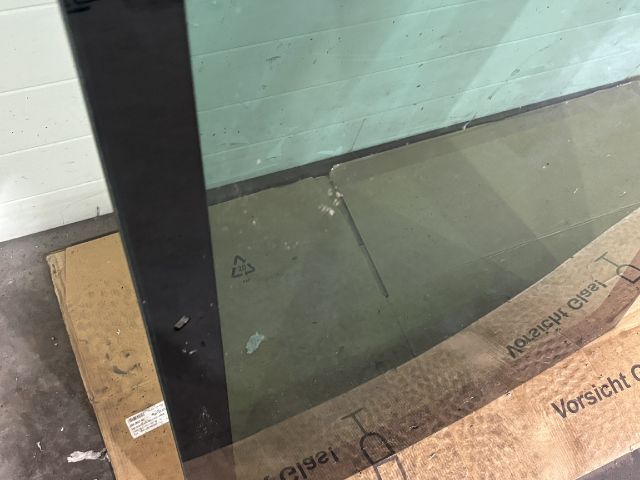 bontott FORD TRANSIT Bal hátsó Ablak