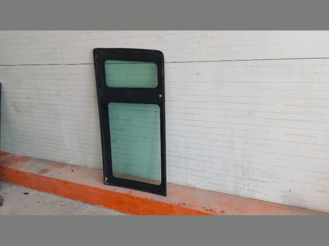 bontott FORD TRANSIT Bal hátsó Ablak