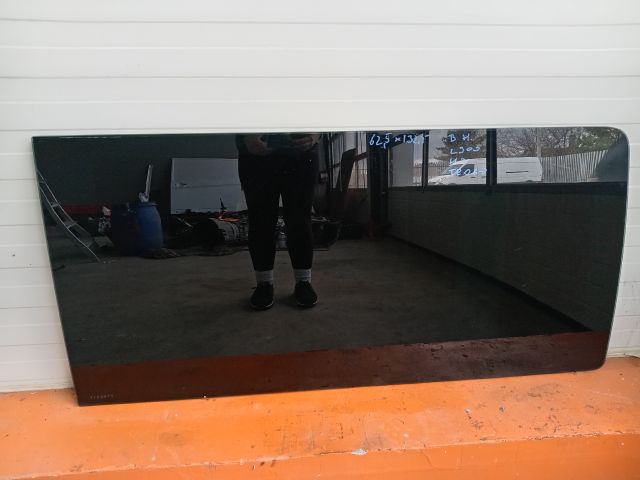 bontott FORD TRANSIT Bal hátsó Ablak