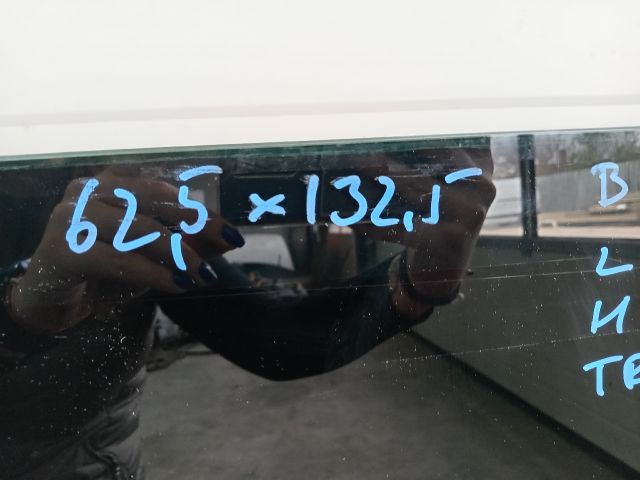 bontott FORD TRANSIT Bal hátsó Ablak