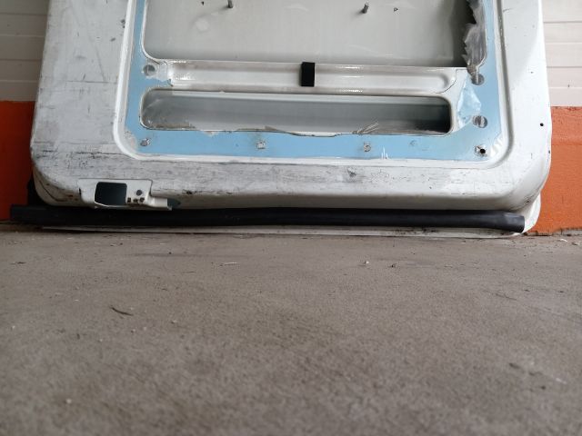 bontott FORD TRANSIT Bal hátsó Ajtó (Üres lemez)