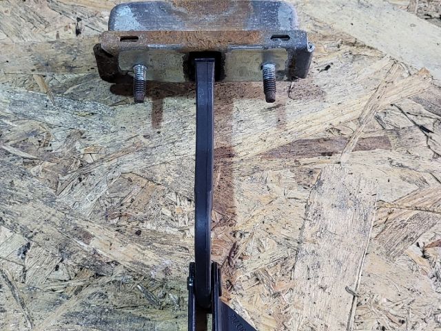 bontott FORD TRANSIT Bal hátsó Ajtóhatároló