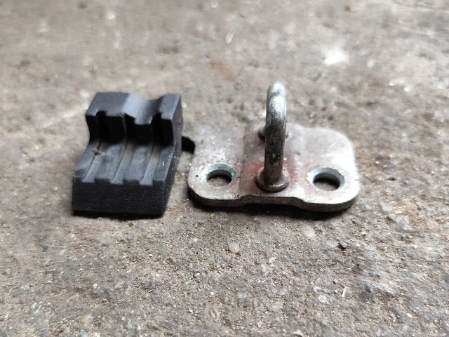 bontott FORD TRANSIT Bal hátsó Ajtózár