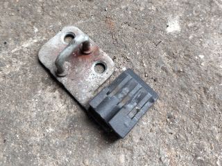 bontott FORD TRANSIT Bal hátsó Ajtózár