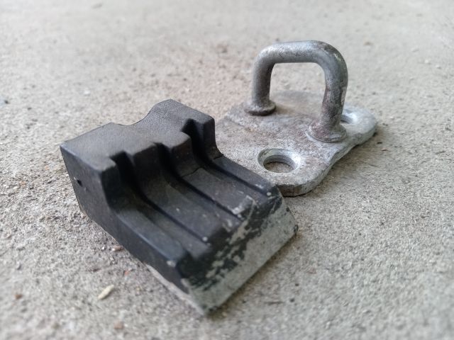 bontott FORD TRANSIT Bal hátsó Ajtózár