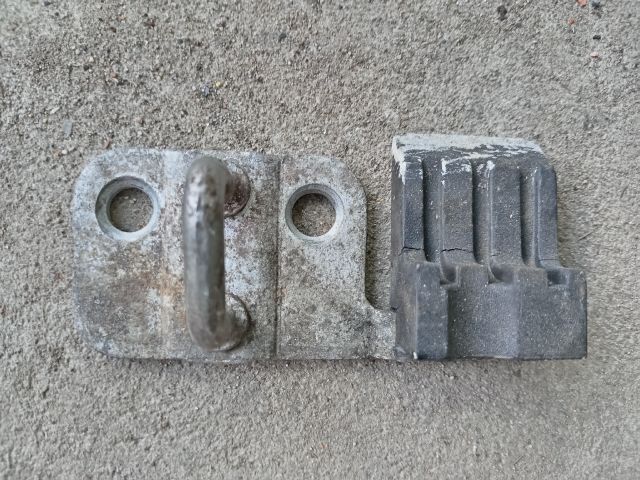 bontott FORD TRANSIT Bal hátsó Ajtózár