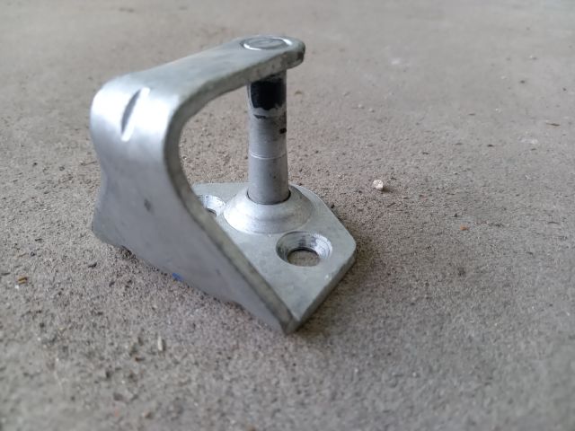 bontott FORD TRANSIT Bal hátsó Ajtózár