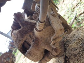 bontott FORD TRANSIT Bal hátsó Féknyereg Munkahengerrel