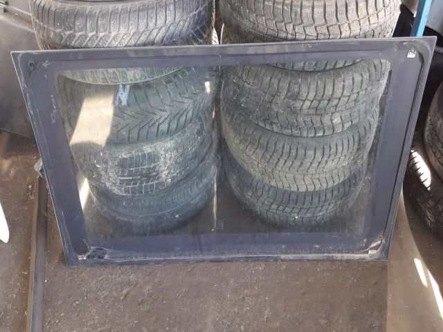 bontott FORD TRANSIT Bal hátsó Fixüveg (Ajtóban)