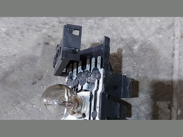 bontott FORD TRANSIT Bal Hátsó Lámpa Foglalat